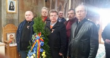 Ţărăniştii îşi poartă crucea. Dragoş Turtă, un politician optimist care militează pentru unitatea PNŢCD